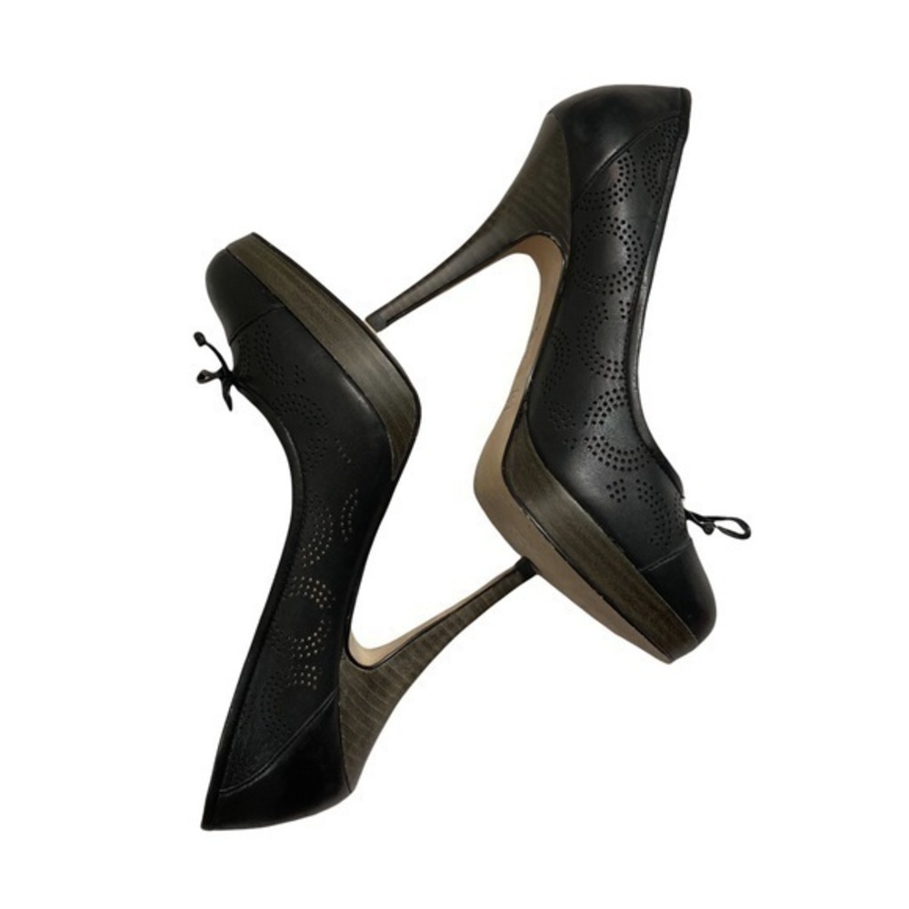 Coach RARE op c signature black leather perforated heels pumps 6 - Picture 5 of 13